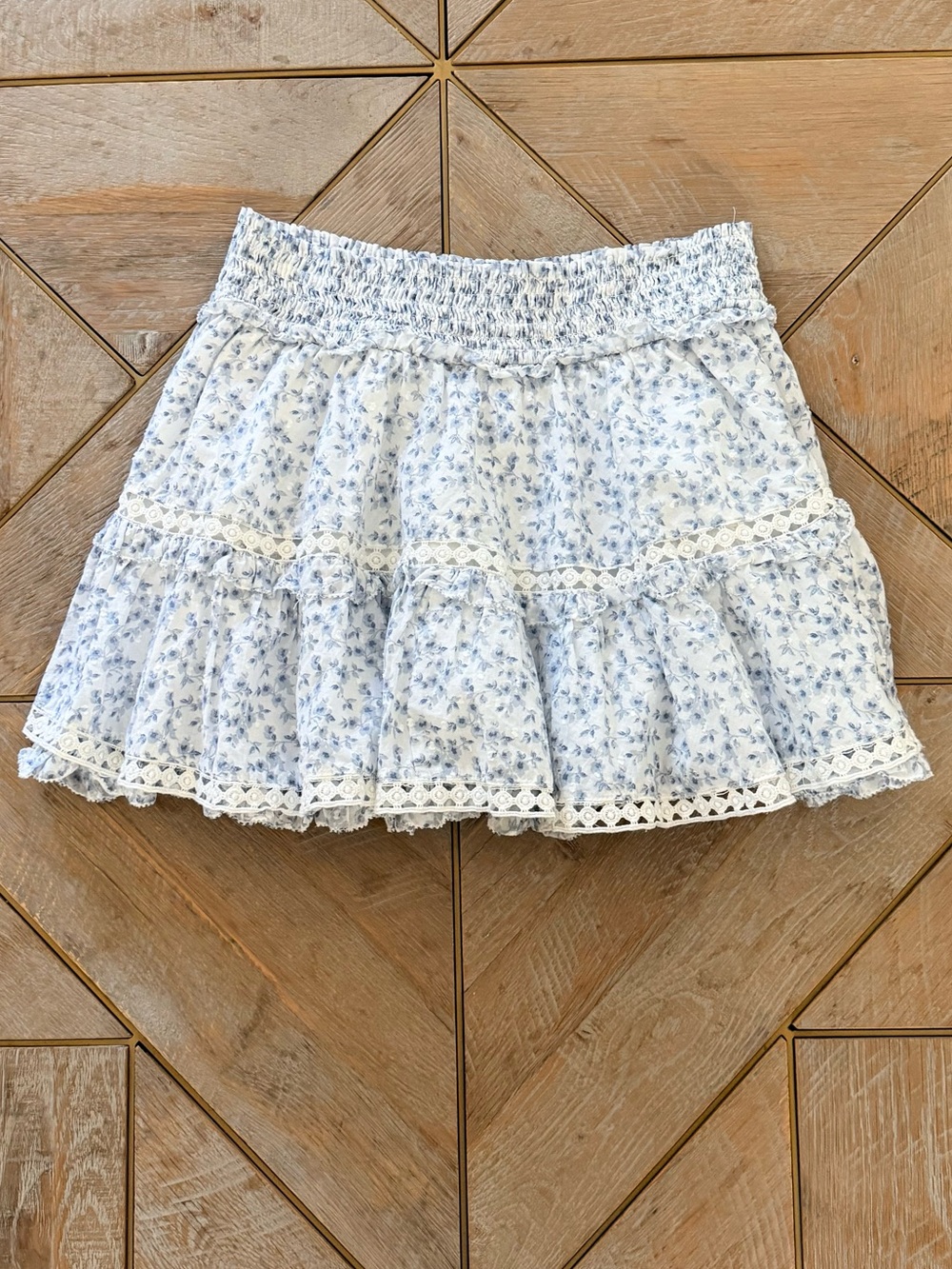 Altar’d State Blue Floral Tiered Ruffle Mini Skirt, Lined, Size M